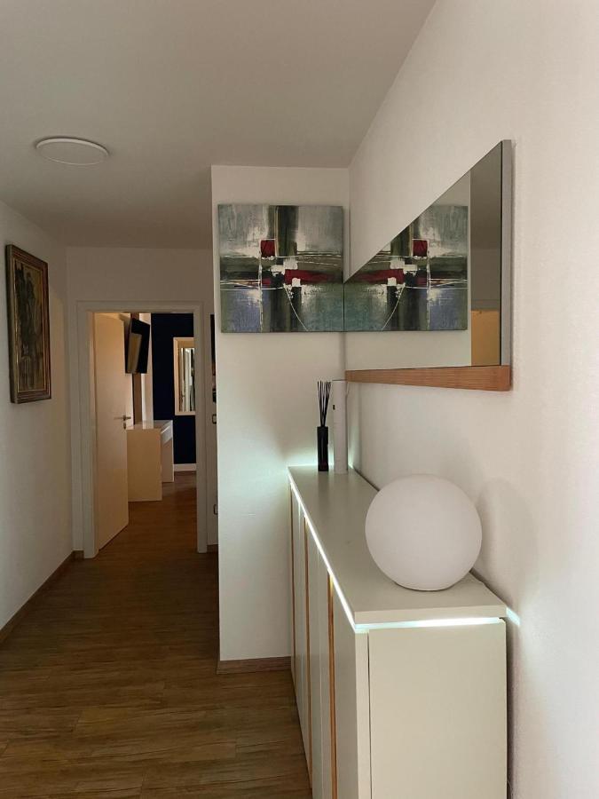 Luxury Near Munich Airport - Therme Ed - Parking Apartment Berglern