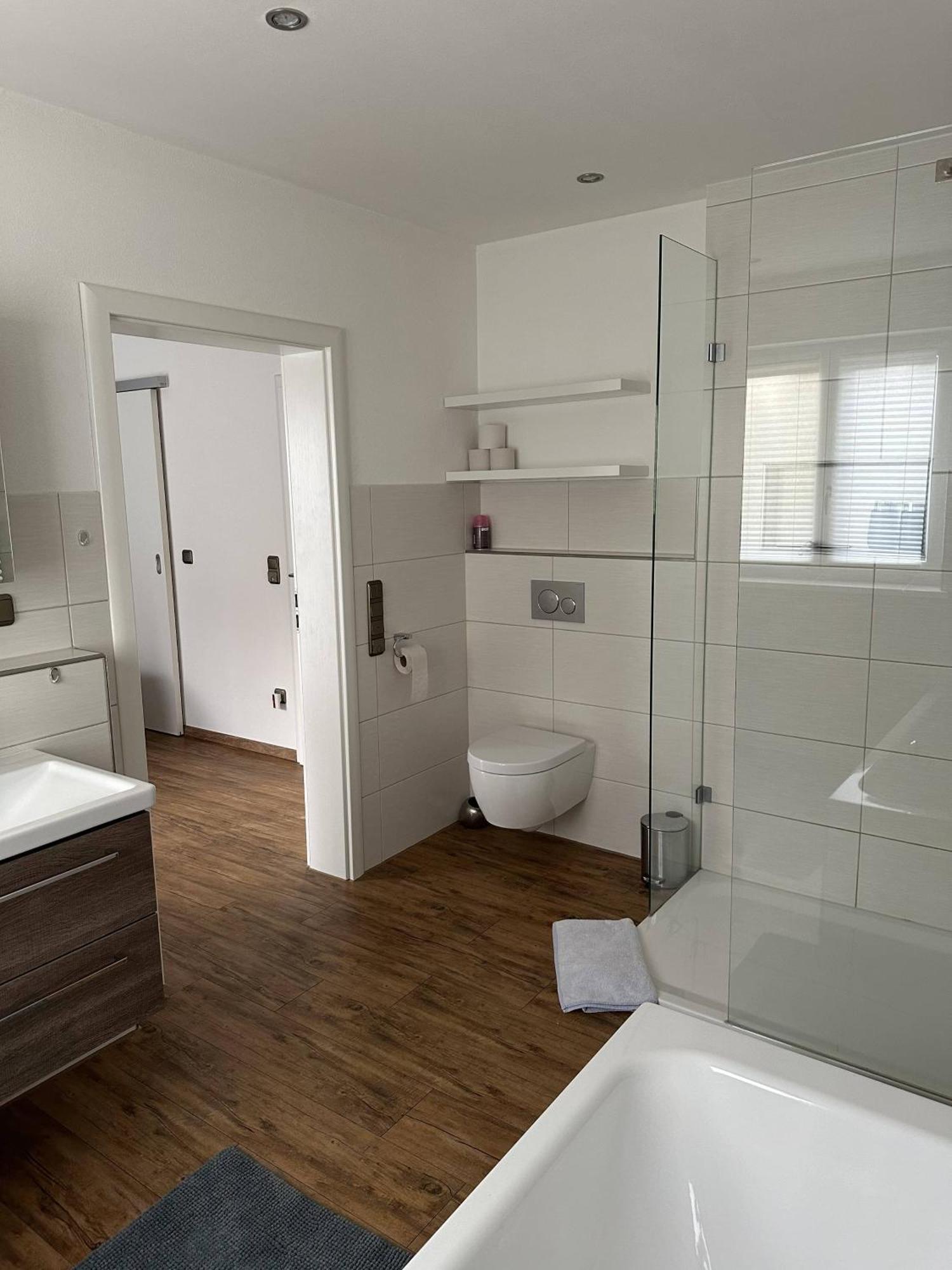 Luxury Near Munich Airport - Therme Ed - Parking Apartment *
